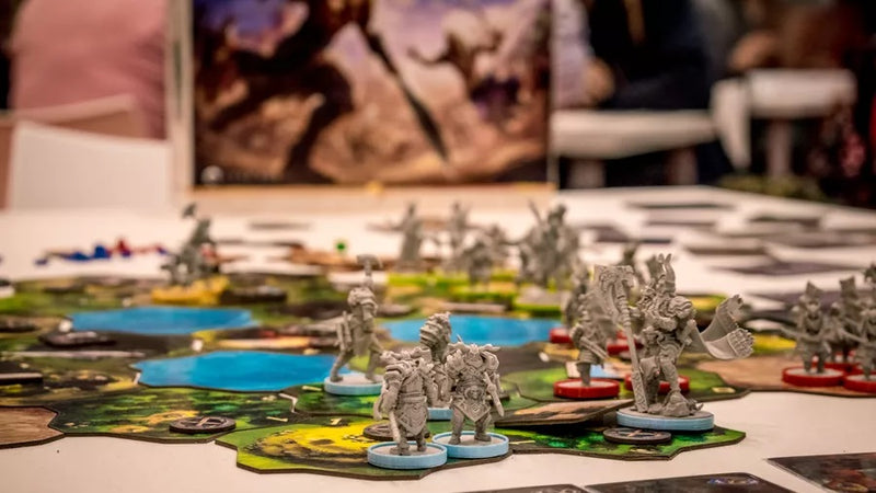 Monumental Core Box (FR)